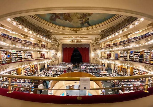 ブエノスアイレス図書館